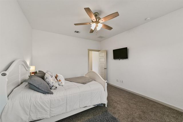 7834 Golden Rubia Lane, Rosharon, TX 77583