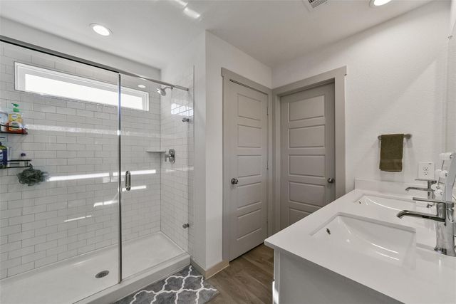 7834 Golden Rubia Lane, Rosharon, TX 77583