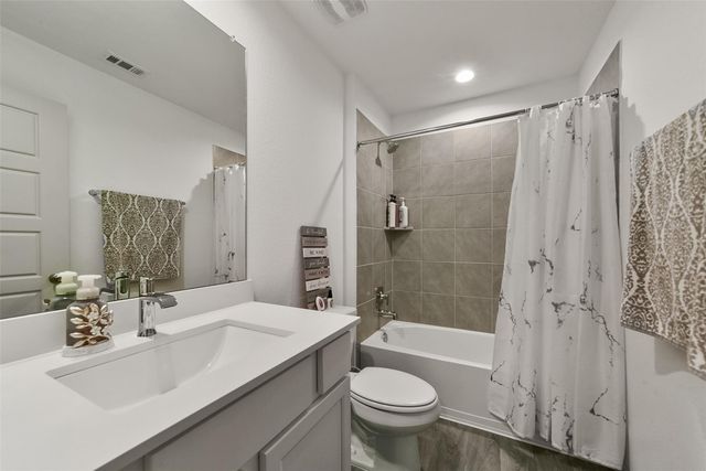 7834 Golden Rubia Lane, Rosharon, TX 77583