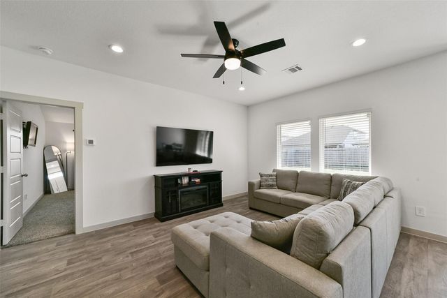 7834 Golden Rubia Lane, Rosharon, TX 77583