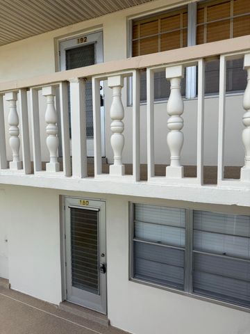 192 Waltham H, West Palm Beach, FL 33417