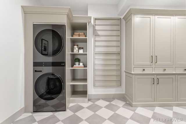 402 Ottogan Hills Court, Jamestown Twp, MI 49323