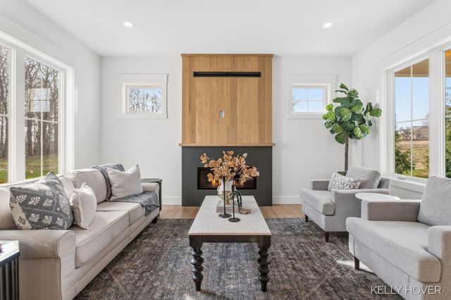 402 Ottogan Hills Court, Jamestown Twp, MI 49323