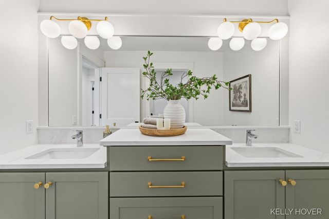 402 Ottogan Hills Court, Jamestown Twp, MI 49323