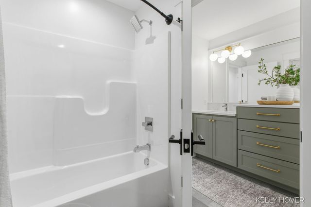 402 Ottogan Hills Court, Jamestown Twp, MI 49323