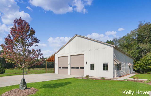 402 Ottogan Hills Court, Jamestown Twp, MI 49323