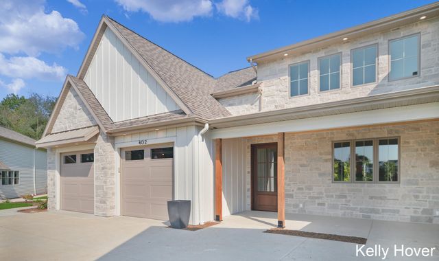 402 Ottogan Hills Court, Jamestown Twp, MI 49323