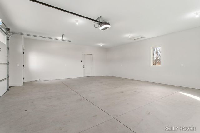 402 Ottogan Hills Court, Jamestown Twp, MI 49323