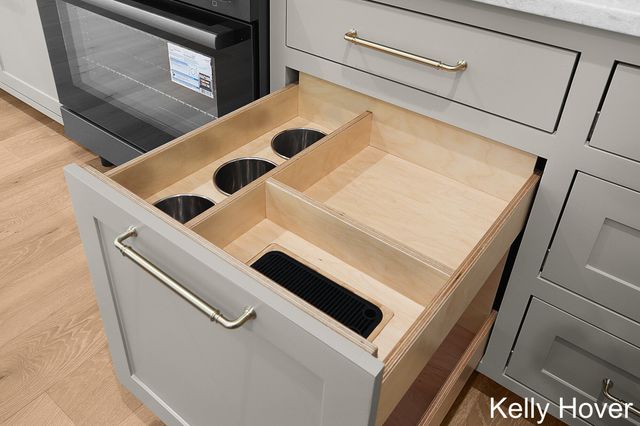 402 Ottogan Hills Court, Jamestown Twp, MI 49323