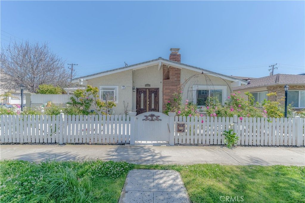 526 17th Street, Huntington Beach, CA 92648 — photo 2