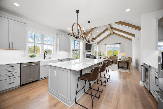 3247 Brackley Drive, Ann Arbor, MI 48105