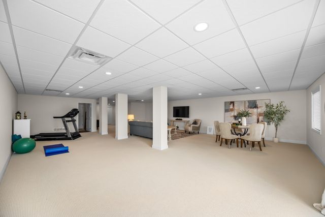 3247 Brackley Drive, Ann Arbor, MI 48105