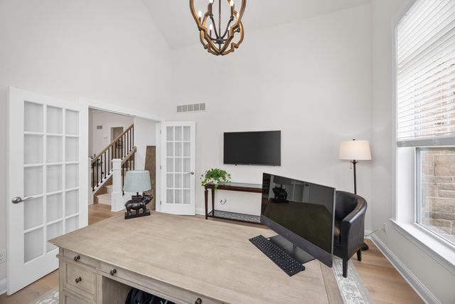 3247 Brackley Drive, Ann Arbor, MI 48105