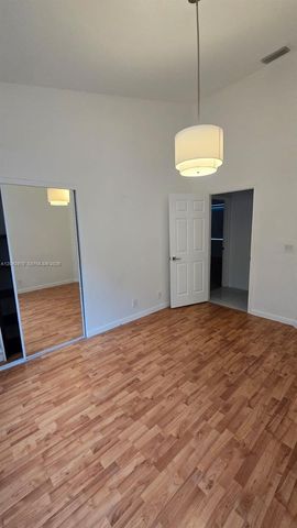 10320 Guatemala St -, Cooper City, FL 33026