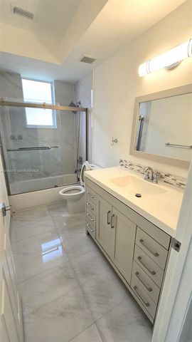 10320 Guatemala St -, Cooper City, FL 33026