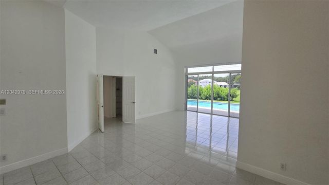 10320 Guatemala St -, Cooper City, FL 33026
