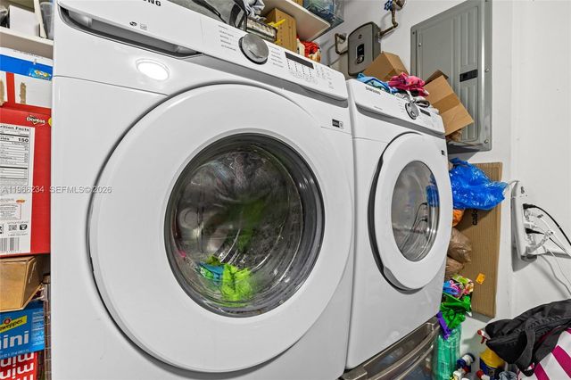 8216 SW 103rd Ave, Miami, FL 33173