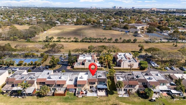 8216 SW 103rd Ave, Miami, FL 33173