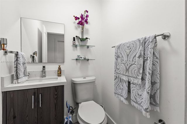 8216 SW 103rd Ave, Miami, FL 33173