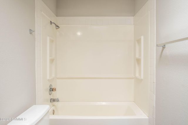 1352 S Esperanza Street, Las Cruces, NM 88001