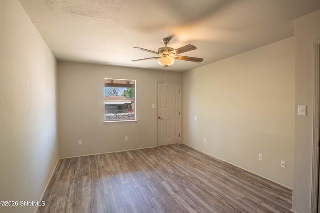 1352 S Esperanza Street, Las Cruces, NM 88001