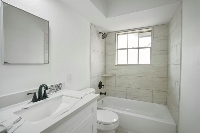 17123 Sunshine Street, Houston, TX 77049