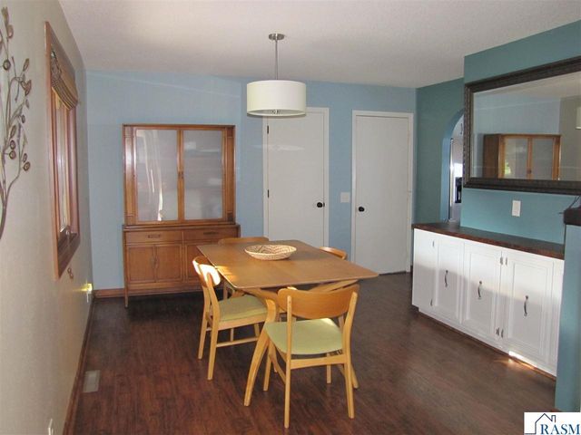 1565 Commerce Drive, North Mankato, MN 56003