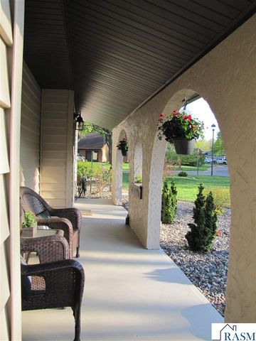 1565 Commerce Drive, North Mankato, MN 56003