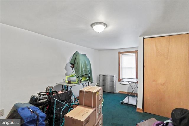 20 E E MADISON STREET, Greencastle, PA 17225