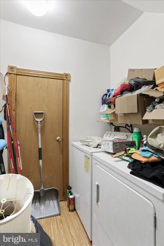 20 E E MADISON STREET, Greencastle, PA 17225