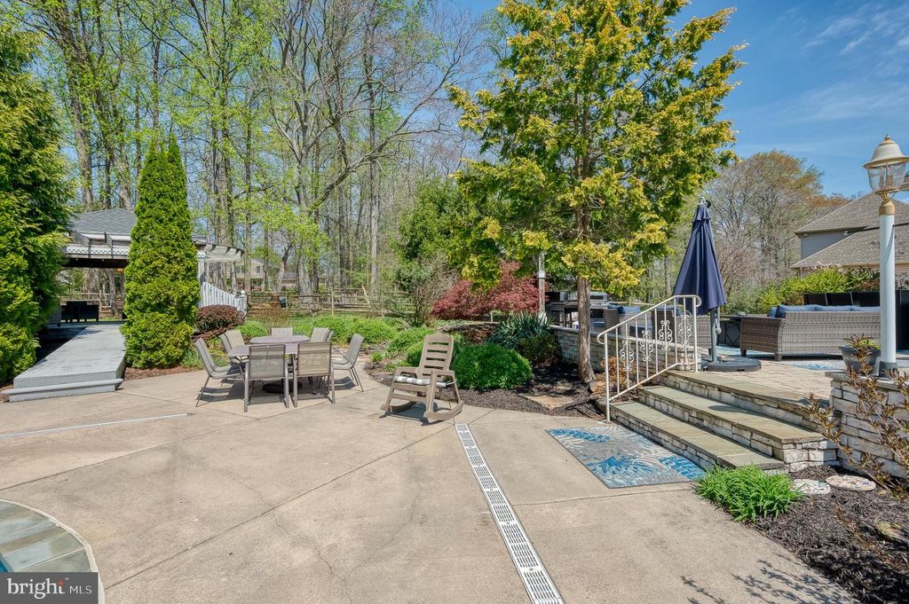 Image 101 of property listing at 1216 BLUEBIRD CT W, Bel Air, MD 21015