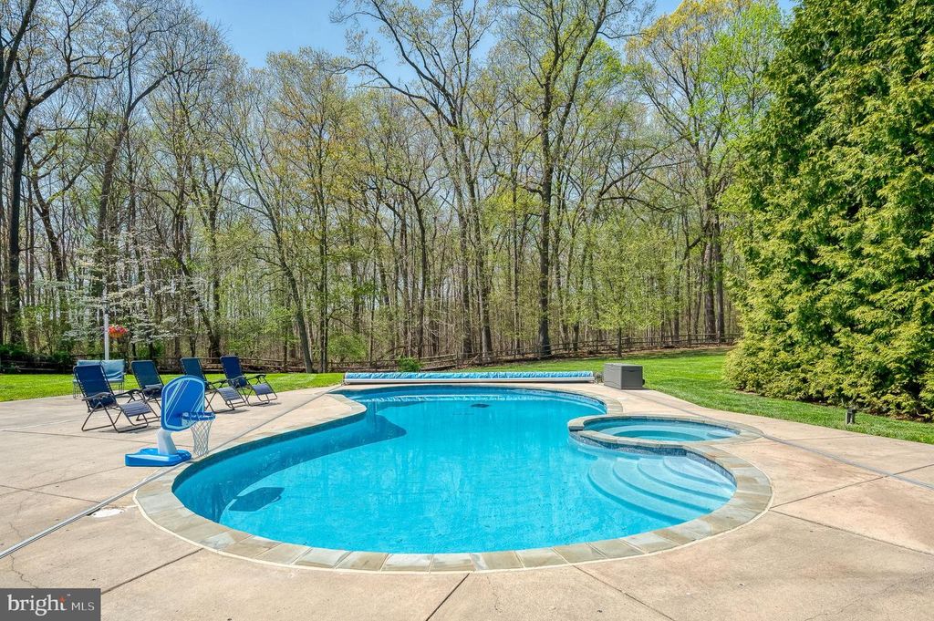 Image 111 of property listing at 1216 BLUEBIRD CT W, Bel Air, MD 21015