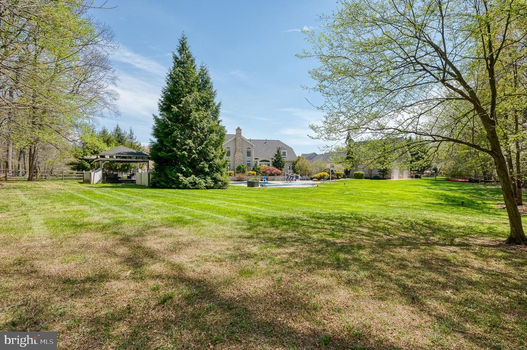 Image 121 of property listing at 1216 BLUEBIRD CT W, Bel Air, MD 21015