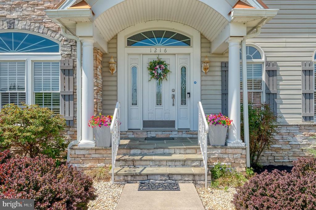 Image 5 of property listing at 1216 BLUEBIRD CT W, Bel Air, MD 21015