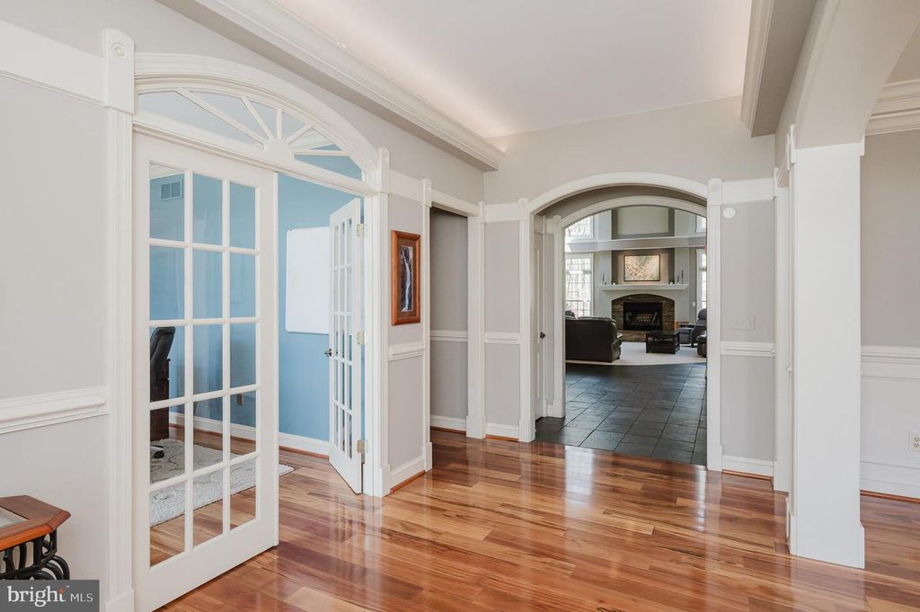 Image 8 of property listing at 1216 BLUEBIRD CT W, Bel Air, MD 21015