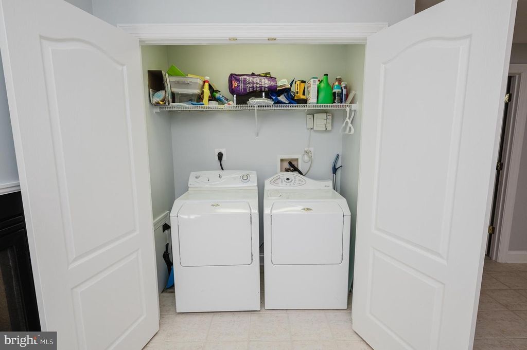 Image 90 of property listing at 1216 BLUEBIRD CT W, Bel Air, MD 21015