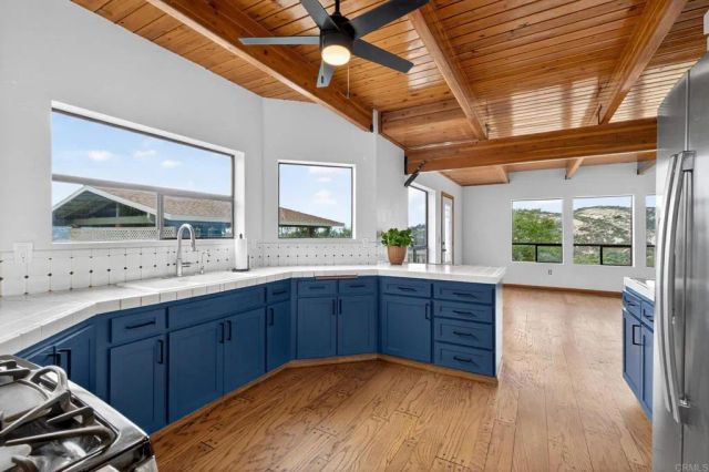 14621 Woods Valley Road, Valley Center, CA 92082