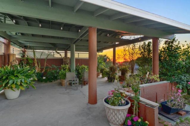 14621 Woods Valley Road, Valley Center, CA 92082