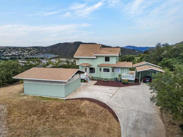 14621 Woods Valley Road, Valley Center, CA 92082