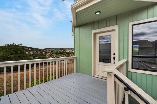 14621 Woods Valley Road, Valley Center, CA 92082