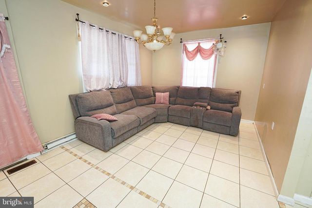 1214 N DIVISION ST, Salisbury, MD 21801