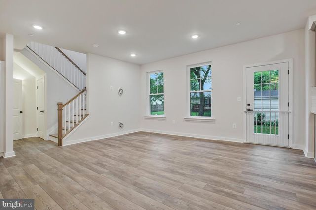 1209 JOHNSON DR, Shady Side, MD 20764