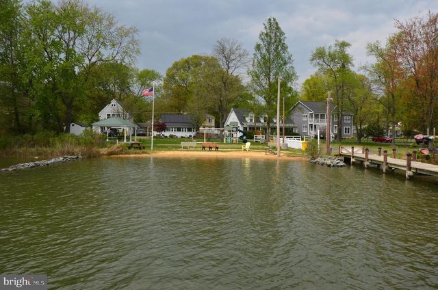 1209 JOHNSON DR, Shady Side, MD 20764