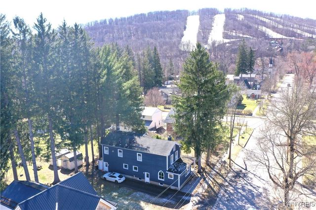 28 Martha Street, Ellicottville, NY 14731