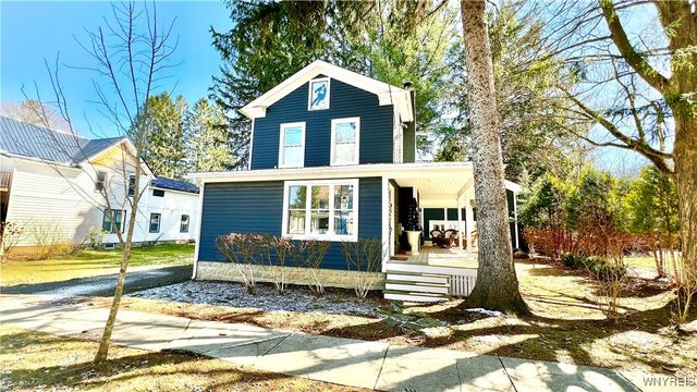 28 Martha Street, Ellicottville, NY 14731