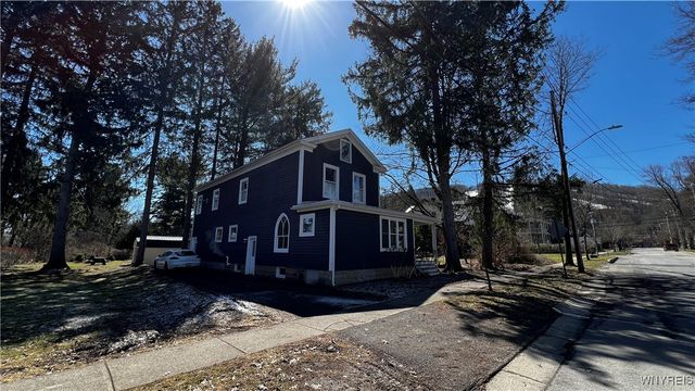 28 Martha Street, Ellicottville, NY 14731