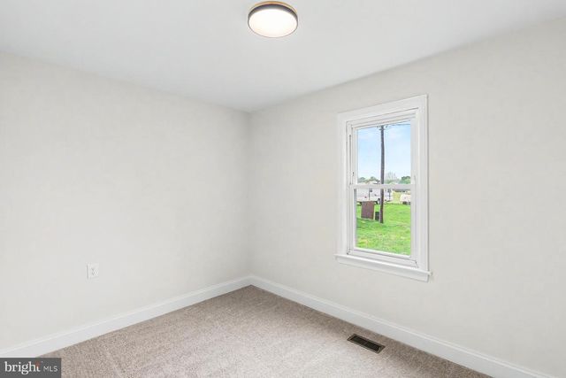 179 N WOLF ST, Manheim, PA 17545