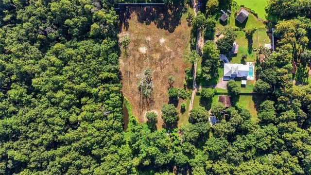 24755 Plantation Estates Circle, Porter, TX 77365