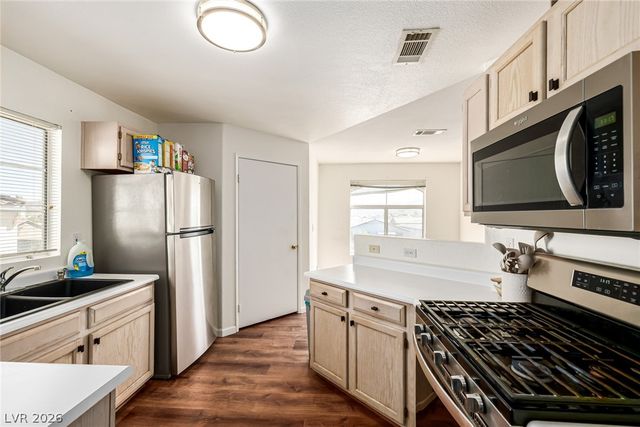 698 South Racetrack Road 124, Henderson, NV 89015