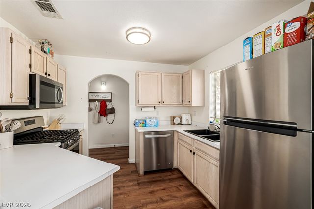 698 South Racetrack Road 124, Henderson, NV 89015